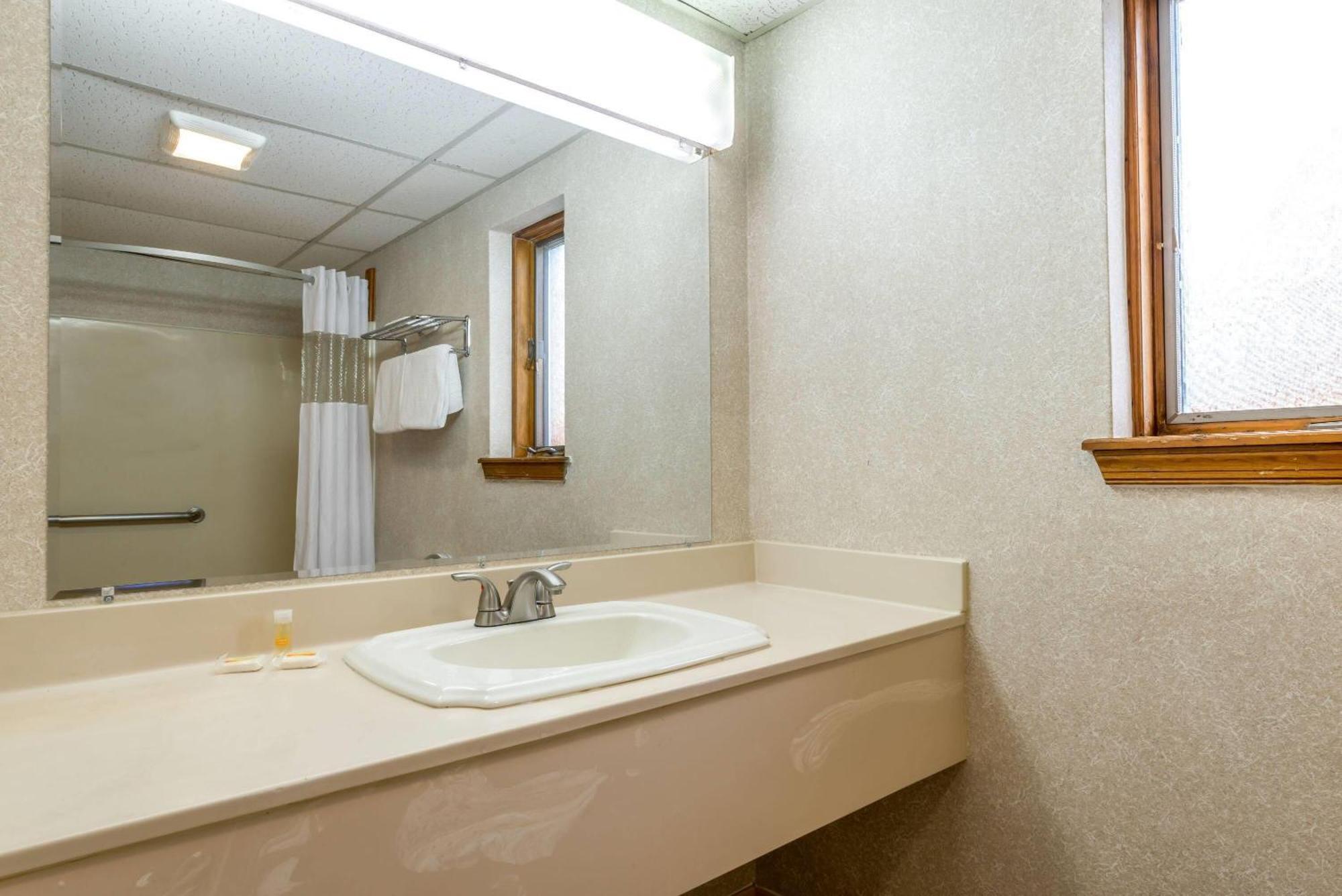 Days Inn By Wyndham Vineland Extérieur photo