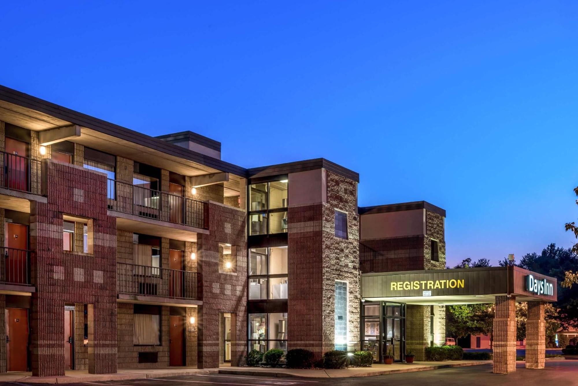 Days Inn By Wyndham Vineland Extérieur photo